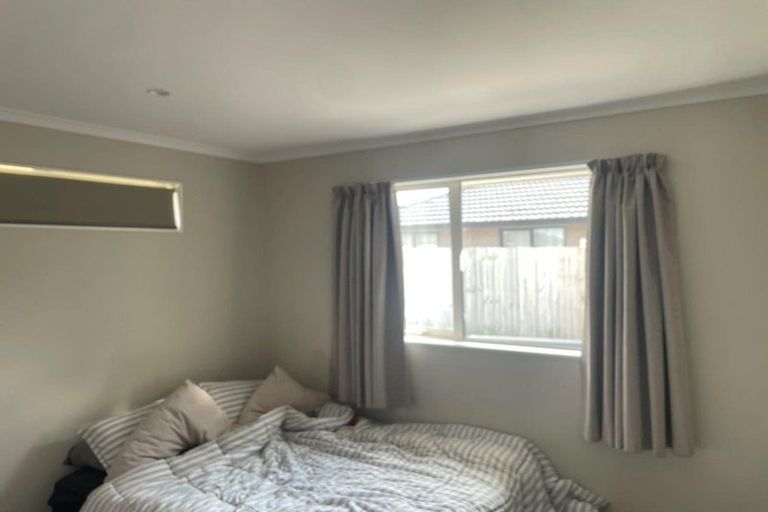 Photo of property in 24 Reuben Avenue, Rolleston, 7615