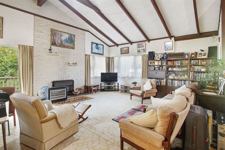 Photo of property in 370 Taupaki Road, Taupaki, Henderson, 0782