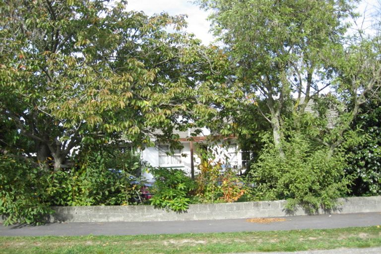 Photo of property in 12 Colman Avenue, Sockburn, Christchurch, 8042