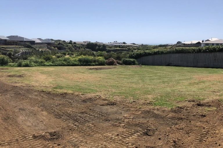 Photo of property in 18a Jules Crescent, Bell Block, New Plymouth, 4312