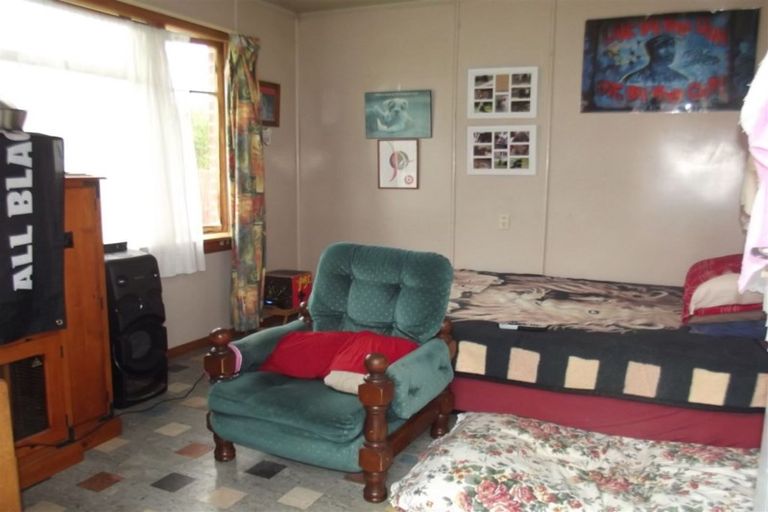 Photo of property in 18 Exeter Street, Waimate, 7924