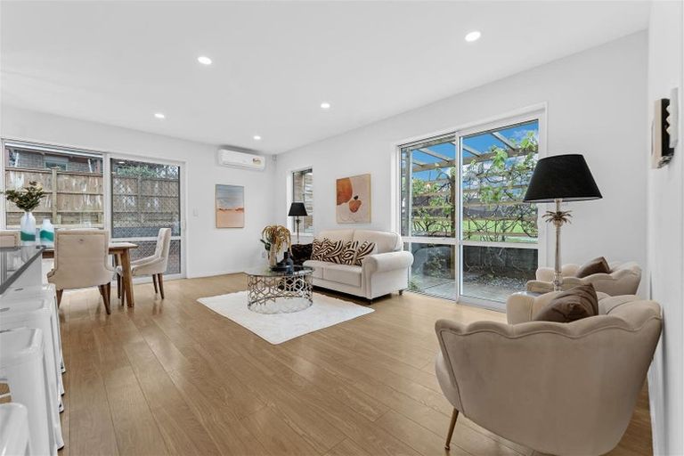 Photo of property in 62 Castlederg Drive, Flat Bush, Auckland, 2019