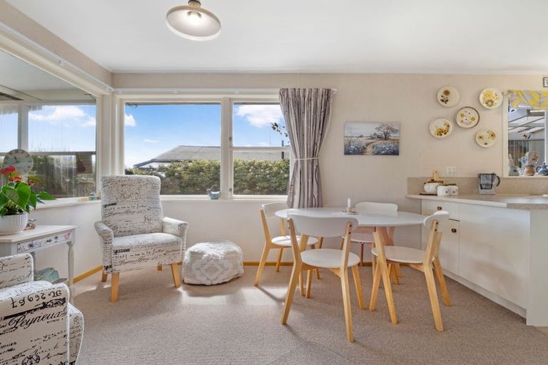 Photo of property in 12 Delphi Place, Sunnybrook, Rotorua, 3015