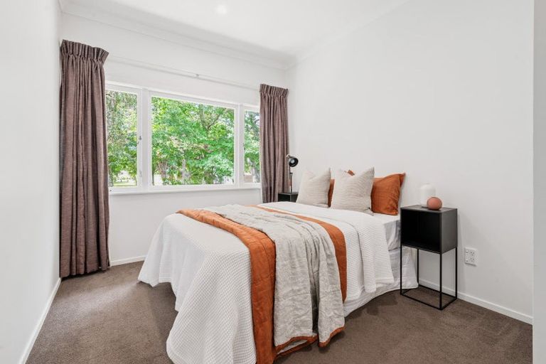 Photo of property in 124a Masters Avenue, Silverdale, Hamilton, 3216