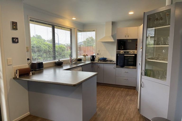 Photo of property in 11 Reefton Place, Papamoa Beach, Papamoa, 3118