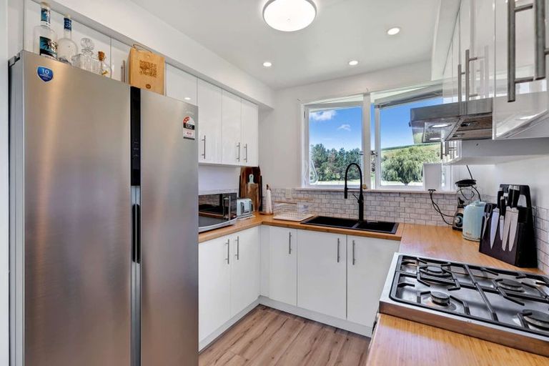 Photo of property in 3265 South Head Road, South Head, Helensville, 0874