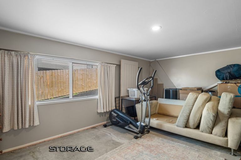Photo of property in 38 John Downs Drive, Browns Bay, Auckland, 0630