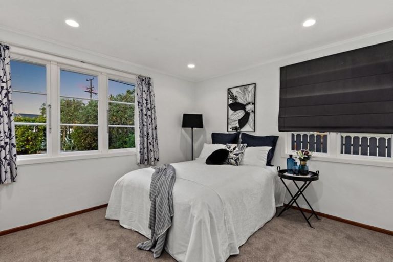 Photo of property in 46 Strid Road, Te Atatu South, Auckland, 0610