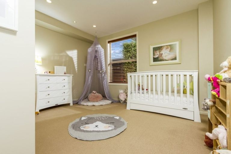 Photo of property in 13 Red Bluff Rise, Campbells Bay, Auckland, 0630