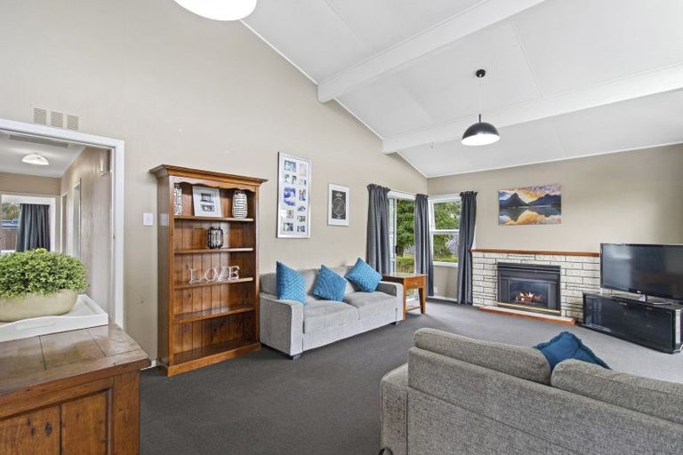 Photo of property in 11 Dalton Crescent, Dinsdale, Hamilton, 3204