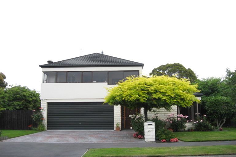 Photo of property in 27 Briarmont Street, Avondale, Christchurch, 8061