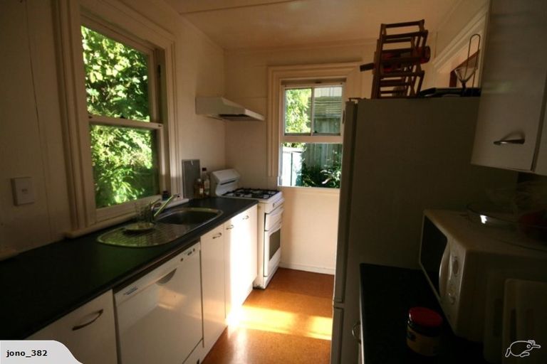 Photo of property in 143 Wadestown Road, Wadestown, Wellington, 6012