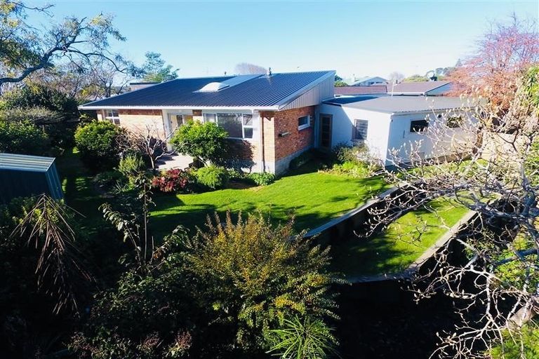 Photo of property in 91 Manu Crescent, Upper Vogeltown, New Plymouth, 4310