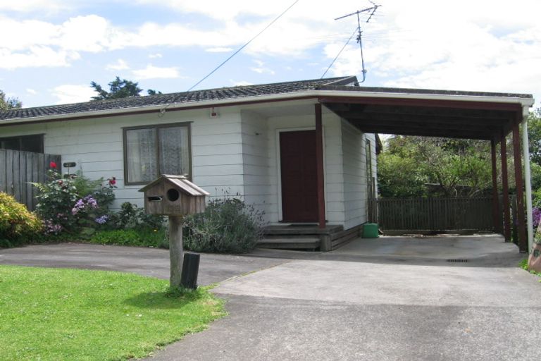 Photo of property in 13b Olive Crescent, Papatoetoe, Auckland, 2025