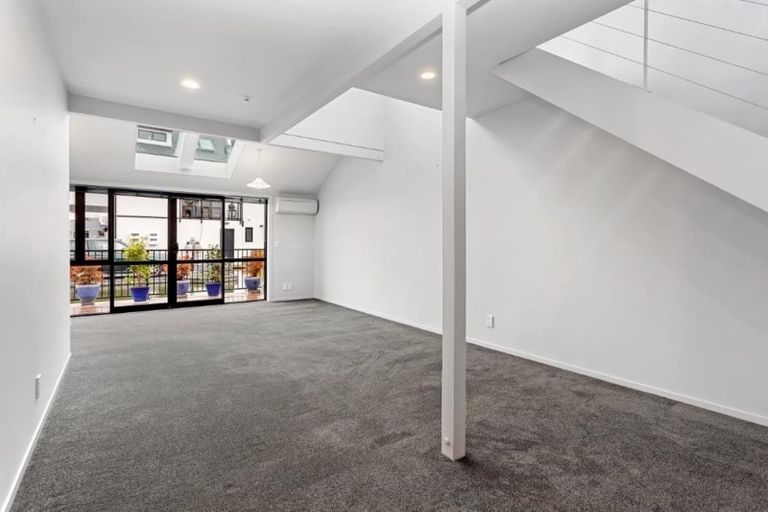 Photo of property in 7/140 Office Road, Merivale, Christchurch, 8014