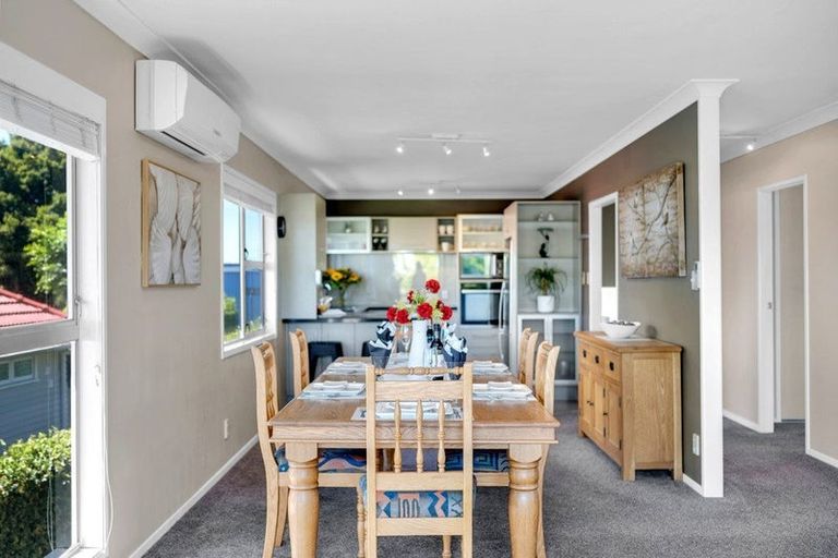 Photo of property in 3/58 Takutai Avenue, Half Moon Bay, Auckland, 2012