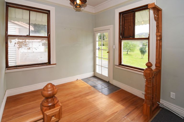 Photo of property in 2087 State Highway 2, Mount Bruce, Masterton, 5881