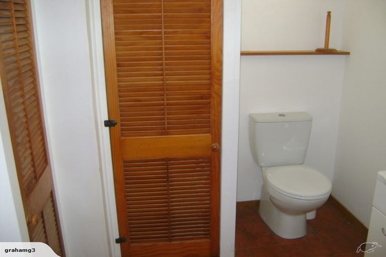 Photo of property in 20 Willow Place, Horahora, Whangarei, 0110