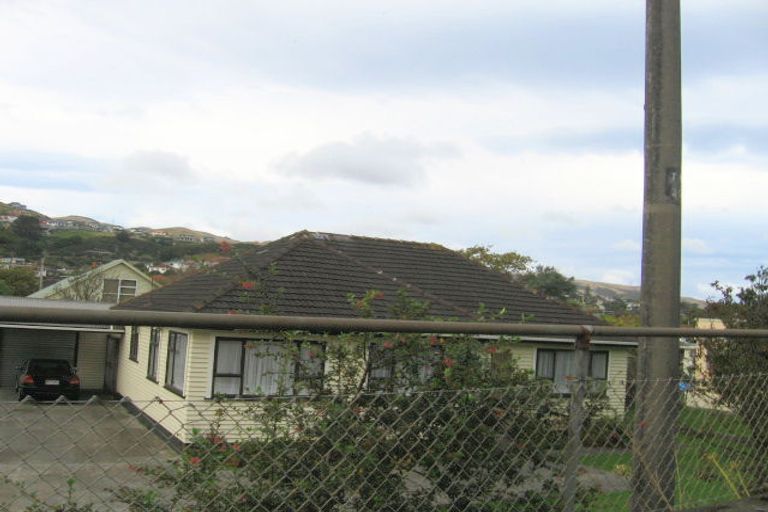 Photo of property in 276 Main Road, Tawa, Wellington, 5028