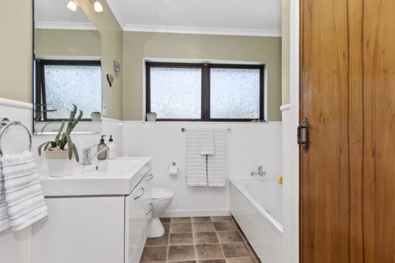 Photo of property in 94 Boucher Avenue, Te Puke, 3119