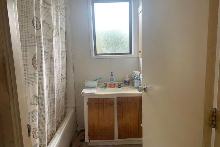 Photo of property in 1/10 Taitimu Drive, Weymouth, Auckland, 2103