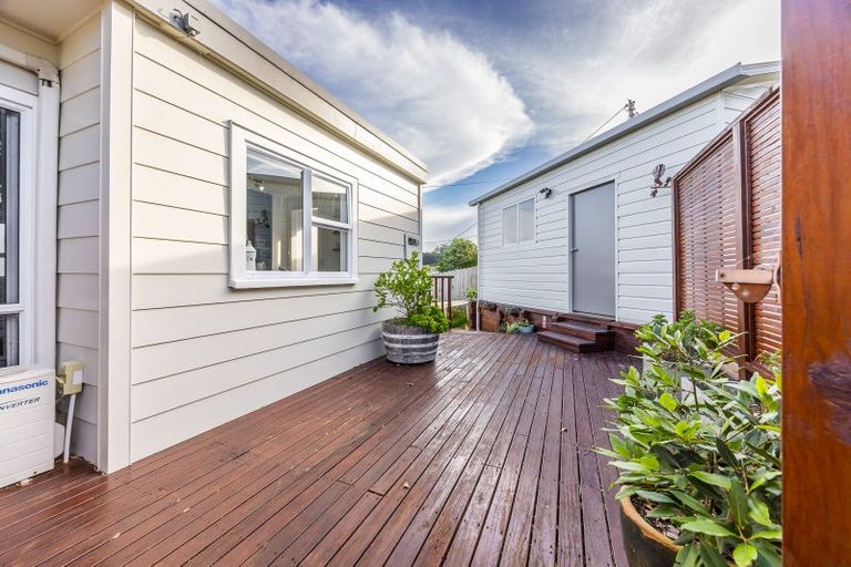 Photo of property in 35 Matai Road, Stanmore Bay, Whangaparaoa, 0932