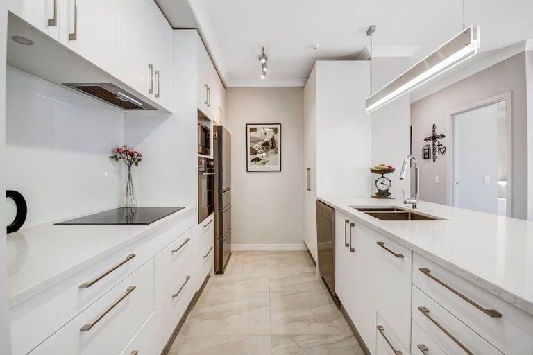 Photo of property in 88 Rewa Rewa Lane, Orewa, 0931