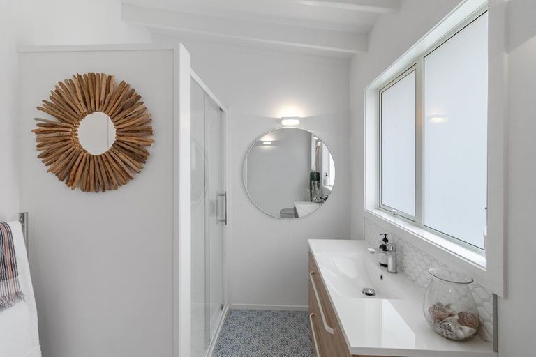 Photo of property in 126 Pauanui Boulevard, Pauanui, Hikuai, 3579