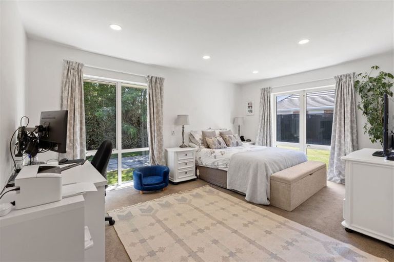 Photo of property in 15 Apsley Drive, Russley, Christchurch, 8042