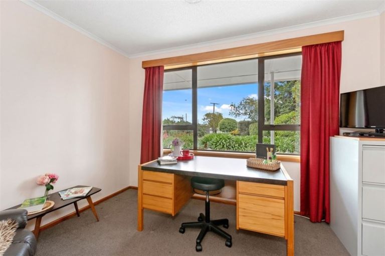 Photo of property in 51 Moffett Street, Islington, Christchurch, 8042