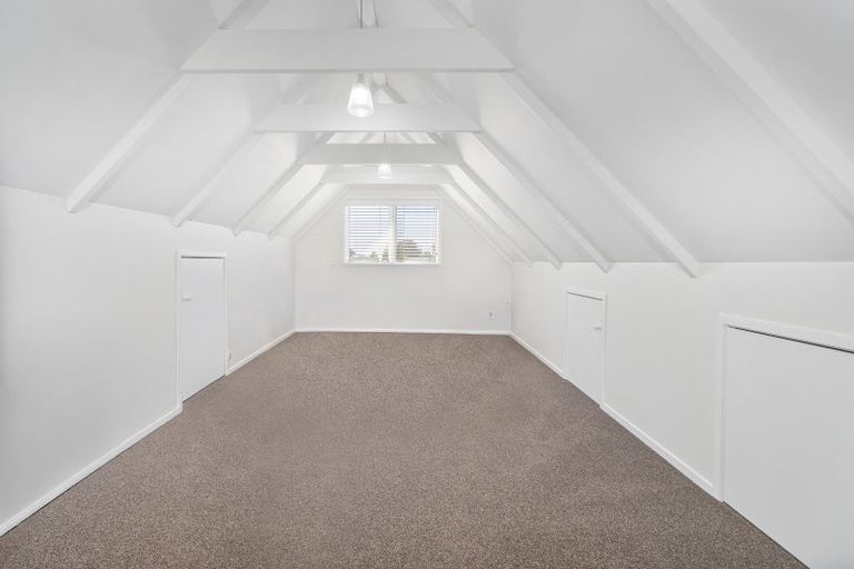 Photo of property in 24 Wells Place, Whitianga, 3510