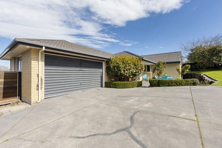 Photo of property in 18 Mcdougal Place, Kaiapoi, 7630