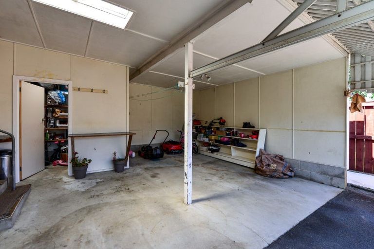 Photo of property in 51 Sandwich Road, St Andrews, Hamilton, 3200