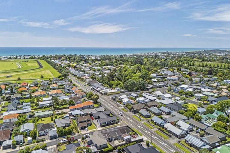 Photo of property in 3/220 Coronation Avenue, Welbourn, New Plymouth, 4310