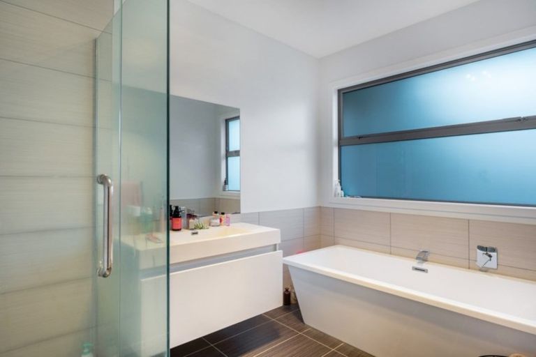 Photo of property in 13 Vantage Place, Flagstaff, Hamilton, 3210