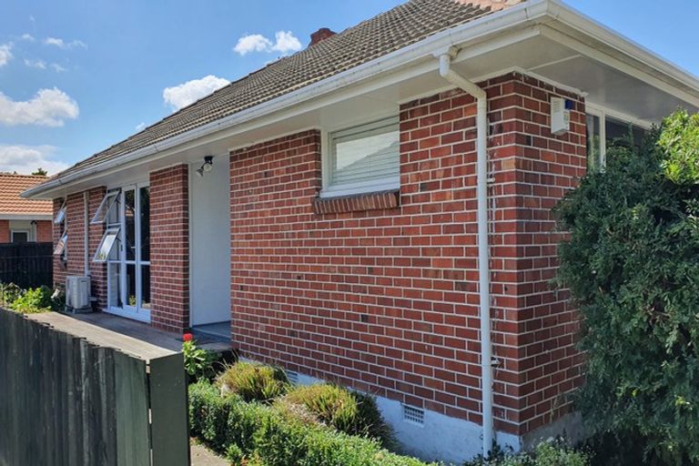 Photo of property in 1/49 Dunedin Street, Redwood, Christchurch, 8051