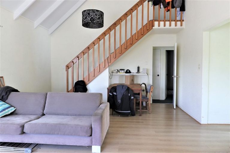 Photo of property in 2/60 Aramoana Avenue, Devonport, Auckland, 0624