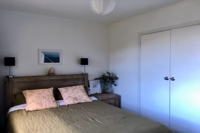 Photo of property in 2/108 Canongate Street, Birkdale, Auckland, 0626