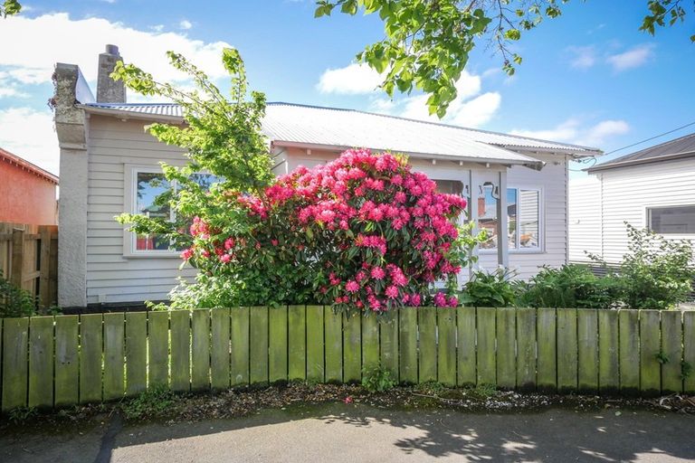 Photo of property in 274 Oxford Street, South Dunedin, Dunedin, 9012