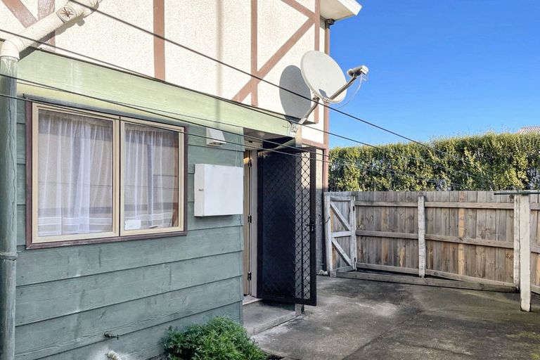 Photo of property in 1/702 Grays Road, Mahora, Hastings, 4120