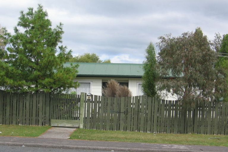 Photo of property in 28 Kelman Road, Kelston, Auckland, 0602
