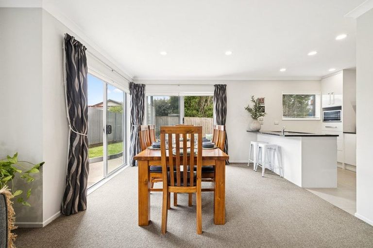 Photo of property in 73 Wellington Street, Pukekohe, 2120