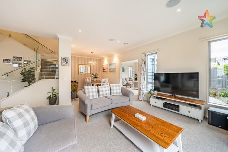 Photo of property in 8c Glen Iris Grove, Woburn, Lower Hutt, 5010