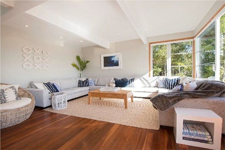 Photo of property in 72 School Road, Paihia, 0200