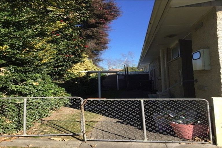 Photo of property in 1/18 Crail Avenue, Flaxmere, Hastings, 4120