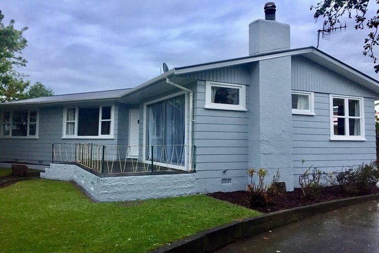 Photo of property in 1 Patea Place, Terrace End, Palmerston North, 4410