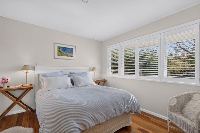 Photo of property in 320 Clifton Road, Te Awanga, 4102