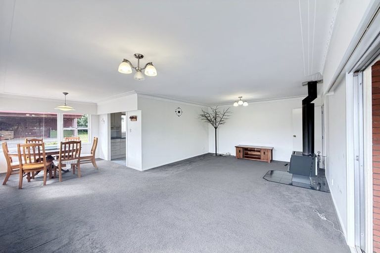 Photo of property in 30 Meadway, Sunnyhills, Auckland, 2010