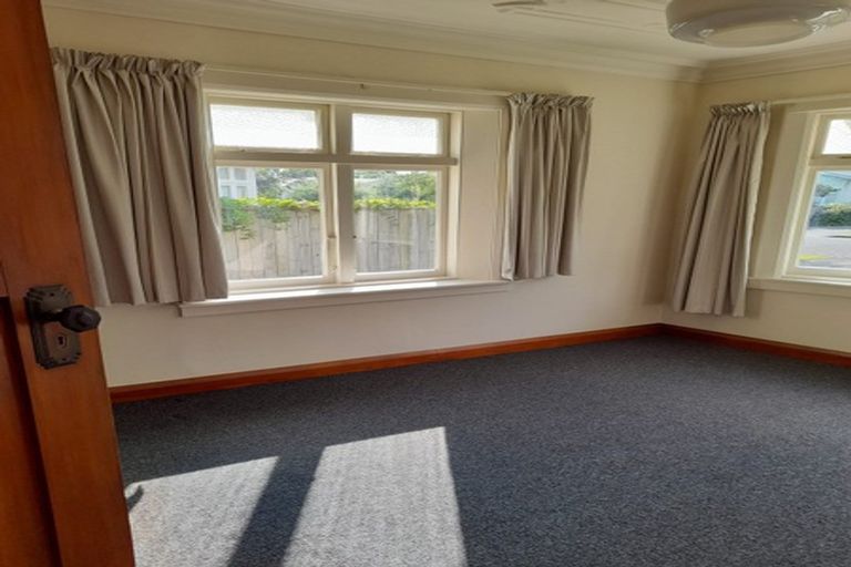 Photo of property in 38 Miro Street, Takaro, Palmerston North, 4410