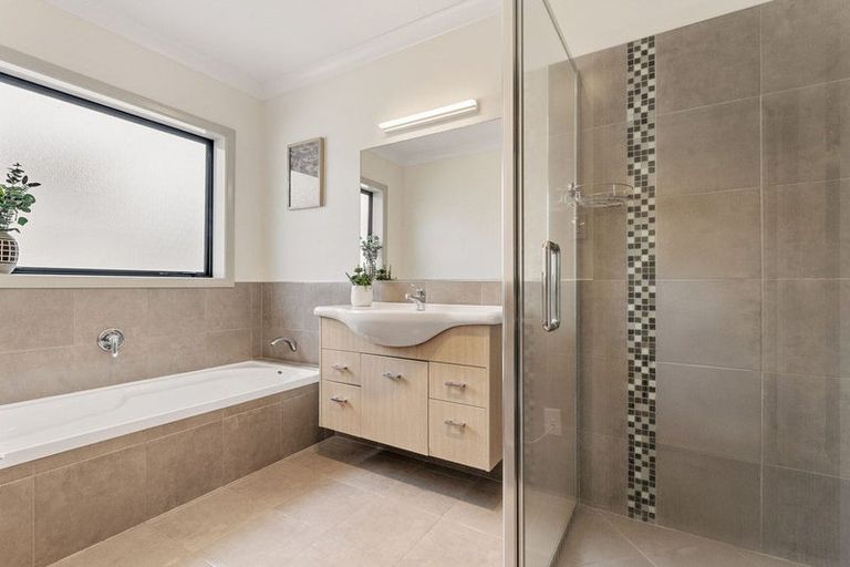 Photo of property in 2 Amarillo Place, Ohauiti, Tauranga, 3112